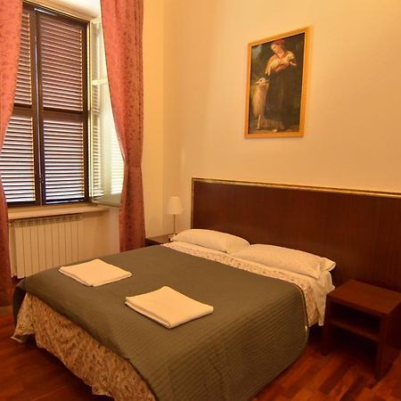 Bed and Breakfast Mille Fiori Řím Pokoj fotografie